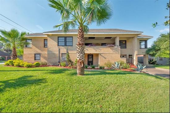 4428 Avenue O, Galveston TX 77550