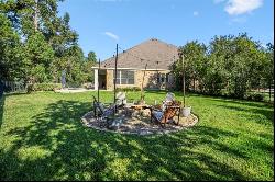 7 Golden Orchard Place, Magnolia TX 77354