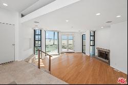 2319 Ocean Front Walk Unit 1, Venice CA 90291