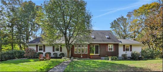 469 Pumpkin Lane, Clinton Corners NY 12514