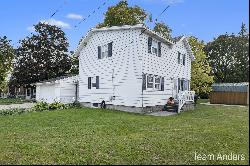 423 N Hudson Street SE, Lowell MI 49331