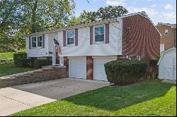 250 Crestvue Dr, Bridgeville PA 15017