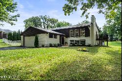 13304 River Bluff Ct, Prospect KY 40059