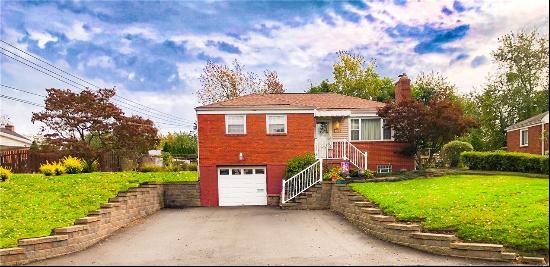 130 Wedgewood Dr, Ross Twp PA 15229