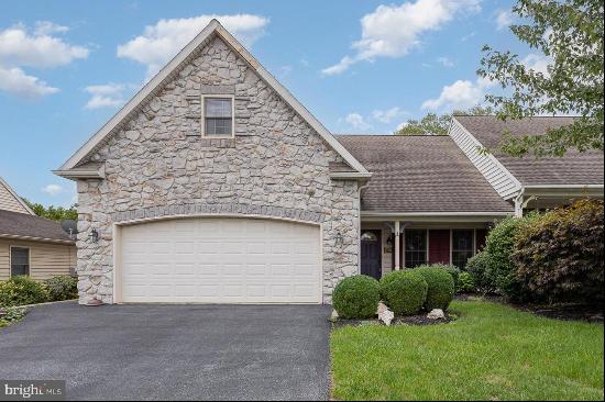 1070 Cambridge Drive, Manheim PA 17545