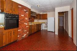 136 Saratoga St #2nd Fl, Boston MA 02128