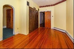 136 Saratoga St #2nd Fl, Boston MA 02128