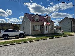 820 E Main St, Rural Valley Boro PA 16249