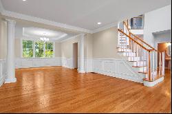 104 Rochela Drive, Southington CT 06489