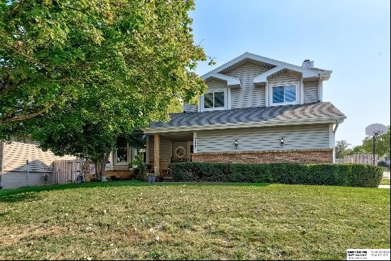 3367 S 137th Street, Omaha NE 68144