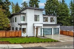 4 151st Place SE, Bellevue WA 98007