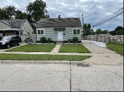 1021 W FARNUM Avenue, Madison Heights MI 48071