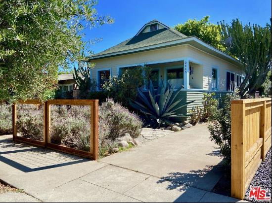 2445 Glencoe Avenue, Venice CA 90291