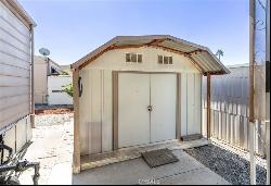 725 W Thornton Avenue #14, Hemet CA 92543