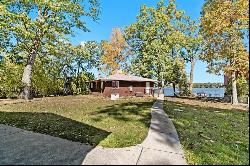 1808 EAGLE POINT Road, Columbia Township MI 49234