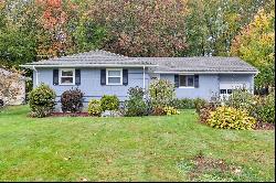 11 Alderwood Drive, West Hartford CT 06117