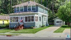 147 Charles St, Deadwood SD 57732