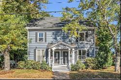 19 Lafayette St #1, Wakefield MA 01880