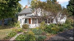 10 Sunset Avenue, NY 12106