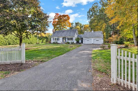 35 Hickory Hill Road, Simsbury CT 06070