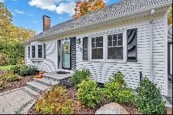 35 Hickory Hill Road, Simsbury CT 06070