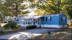 42 Park Ave, Sturbridge MA 01566