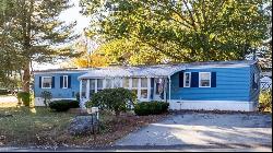 42 Park Ave, Sturbridge MA 01566