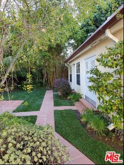 670 S Gretna Green Way, Los Angeles CA 90049