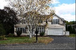 3 Christine Lane, New Milford CT 06776