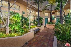 5635 Woodman Avenue Unit F, Valley Glen CA 91401