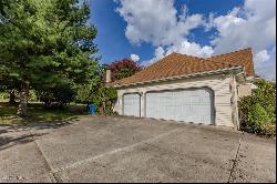 2820 Loreto Drive, Willoughby Hills OH 44094