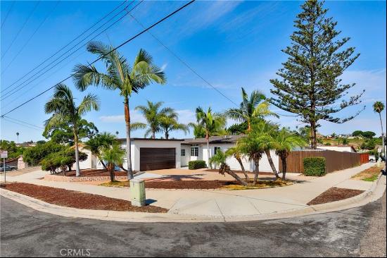 4090 Thomas Street, Oceanside CA 92056