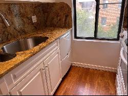 376 Central Avenue #3L, Lawrence NY 11559