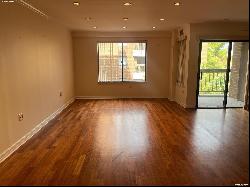 376 Central Avenue #3L, Lawrence NY 11559