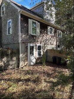 16 Warren Street, Wellfleet MA 02667