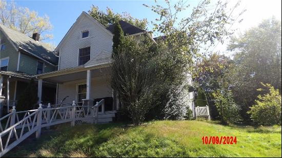 298 Orchard Street, Sharon PA 16146