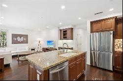 33 Bianco, Irvine CA 92618