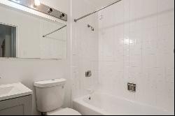 211 E Ohio Street #1002, Chicago IL 60611