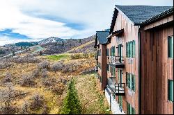 Steps To The Jordanelle Gondola - Move In Ready