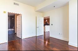 Stunning Condo Rental In Sought-After Midtown High-Rise!