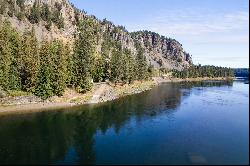 Cabins by the Clark Fork