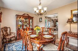 18 Hilary Drive, Bayville, NY 11709