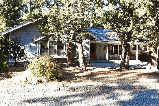 535 E Mountain View Blvd, Big Bear City, CA 92314