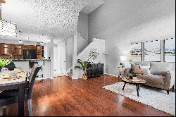 Perfectly Move-In  Ready Townhome In The Cherry Creek School District