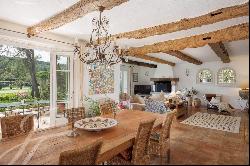 Superb Provencal property - Golf view