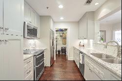 Beautifully Updated Condo in Heart of Buckhead