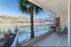 Luxury 3bdr Waterfront Villa