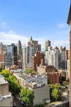 Expansive Skyline Retreat