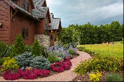 Berkshires Country Estate with Impeccable Views!