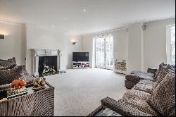 Luxury six bedroom family home situated on the prestigious Marlborough Place